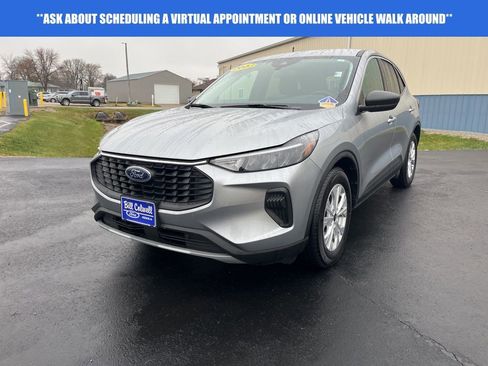 Used 2023 Ford Escape Active w/ Cold Weather Package image 8