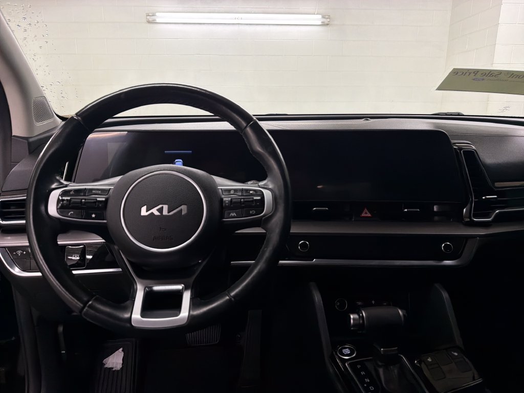 Used 2023 Kia Sportage EX FWD image 7