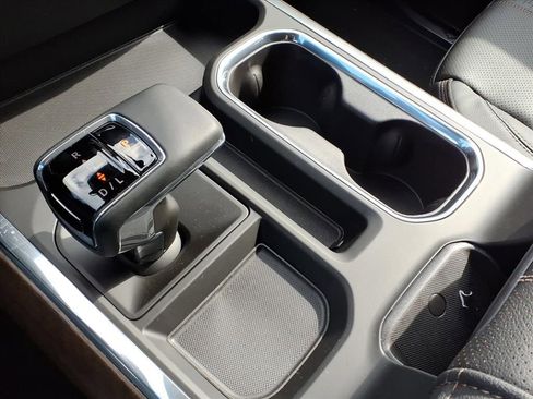 New 2026 Chevrolet Silverado 1500 High Country w/ Midnight Edition image 18