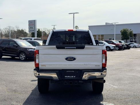 Used 2019 Ford F250 Lariat w/ Lariat Value Package image 21
