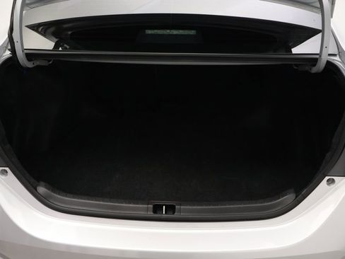 Used 2014 Toyota Corolla LE FWD image 22