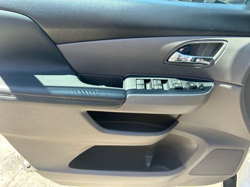 Used 2017 Honda Odyssey EX-L image 7