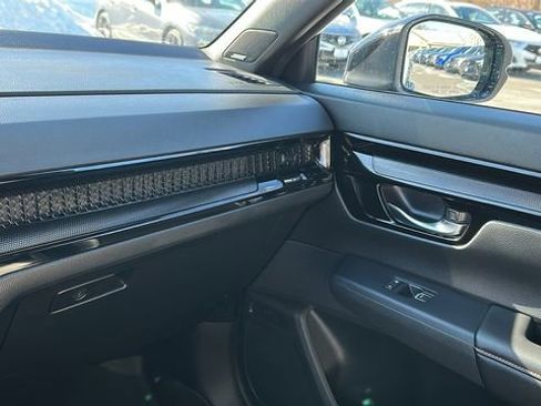 Used 2025 Honda CR-V Sport Touring image 21