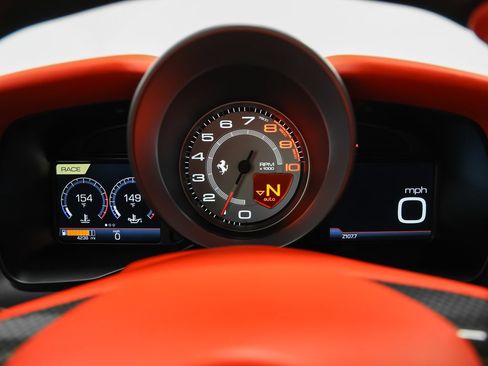 Certified 2020 Ferrari F8 Tributo RWD image 49