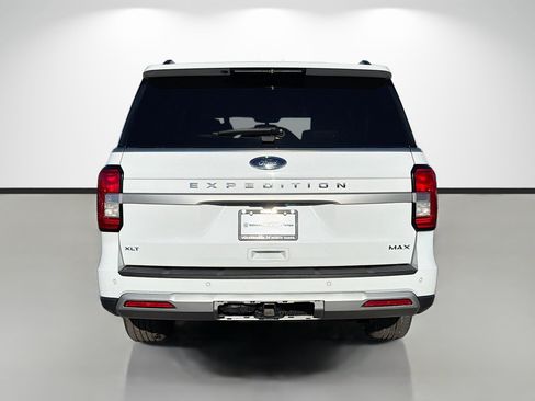 Used 2024 Ford Expedition Max XLT RWD image 4