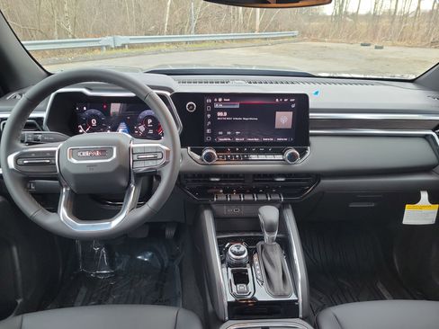 New 2026 GMC Canyon Elevation w/ Convenience Package image 3