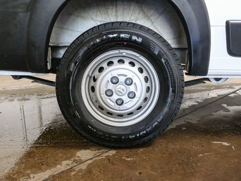 Used 2026 RAM ProMaster 2500 w/ Convenience Group FWD image 14
