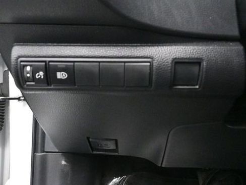 Used 2023 Toyota Corolla LE w/ Carpet Mat Package (TMS) FWD image 15