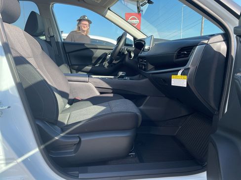 New 2026 Nissan Rogue SV image 23