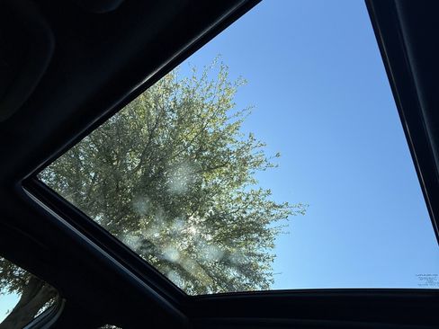 Used 2025 Subaru Forester Sport w/ Popular Package #2 image 30