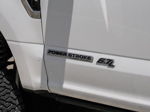 Used 2019 Ford F250 Lariat w/ Lariat Ultimate Package AWD/4WD image 53