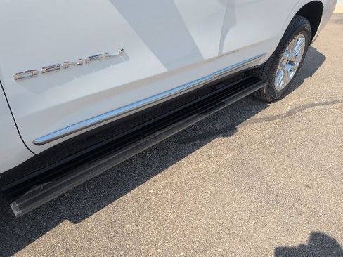 Used 2024 GMC Yukon Denali image 20