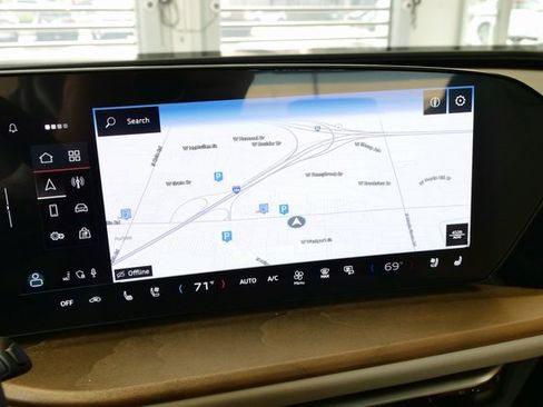 New 2025 Audi Q5 Prestige image 23