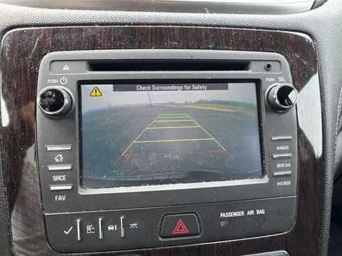 Used 2016 Chevrolet Traverse LT AWD/4WD image 11