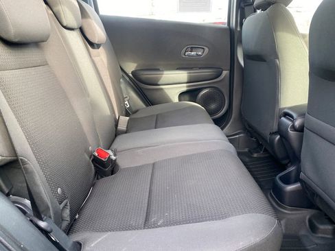 Used 2019 Honda HR-V Sport image 30