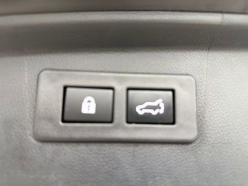 Certified 2023 Subaru Outback Premium image 33