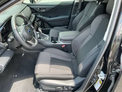 Certified 2025 Subaru Outback Premium AWD/4WD image 13