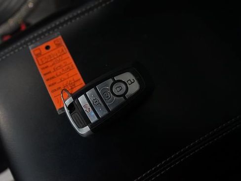 Used 2021 Ford Explorer XLT w/ Equipment Group 202A image 22