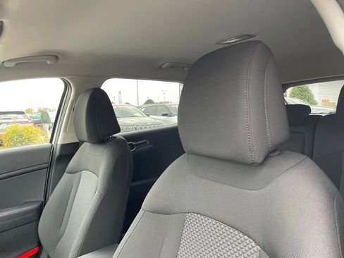New 2026 Kia Sportage LX image 23