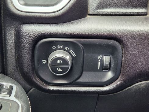 Used 2023 RAM 2500 Big Horn w/ Level 1 Equipment Group image 26