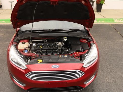 Used 2017 Ford Focus Titanium FWD image 49