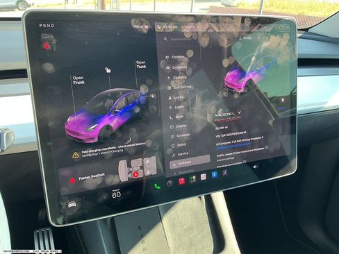 Used 2022 Tesla Model Y Performance AWD/4WD image 12