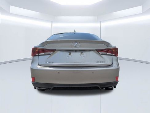 Used 2019 Lexus IS 300 F Sport w/ F Sport Package RWD image 5