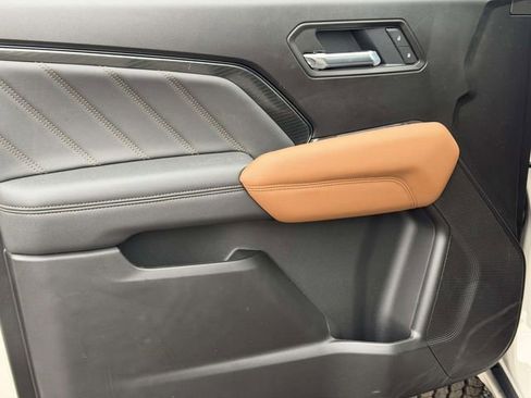 New 2026 GMC Canyon AT4 image 6