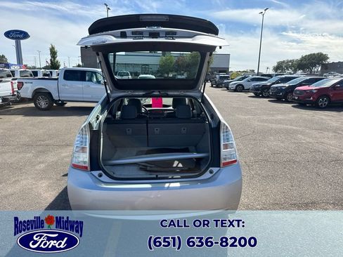 Used 2010 Toyota Prius Two FWD image 32