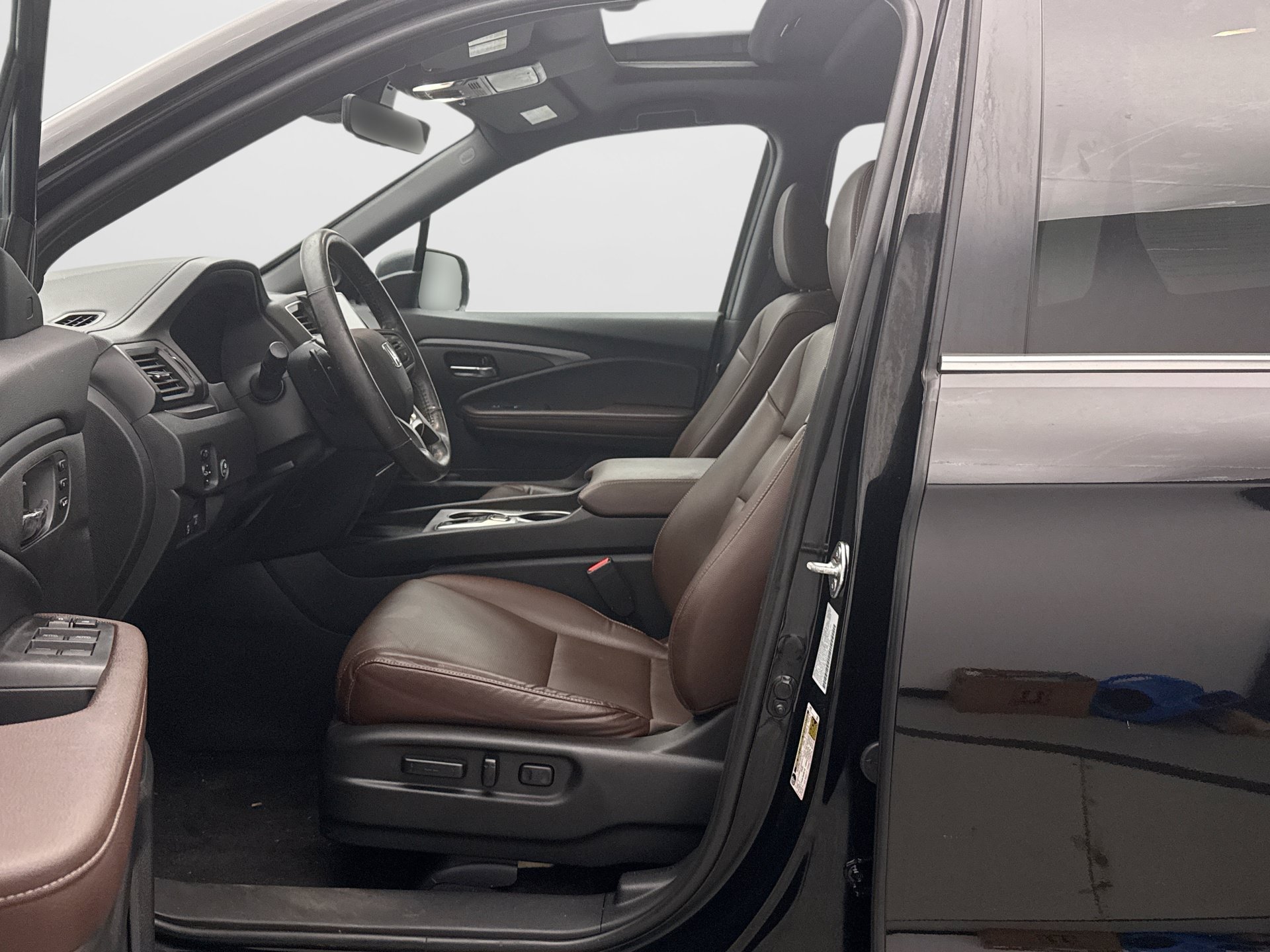 Used 2025 Honda Ridgeline RTL image 8