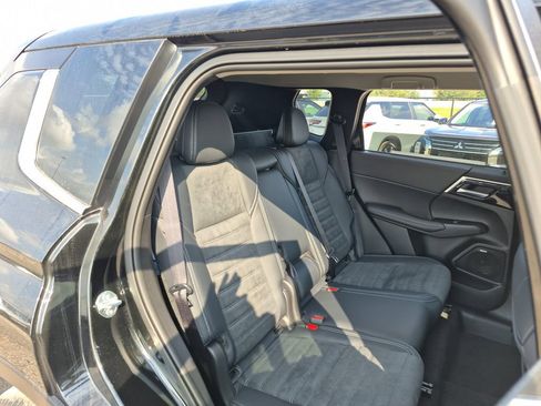 New 2026 Mitsubishi Outlander SE FWD image 48