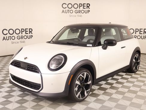 New 2026 MINI Cooper 2-Door Hardtop FWD image 9