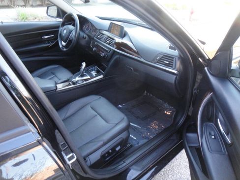 Used 2014 BMW 328i xDrive Sedan AWD/4WD image 12