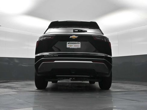 New 2026 Chevrolet Equinox LT w/ Safety and Technology Package image 24