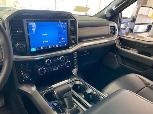 New 2026 Ford F150 Lariat image 41