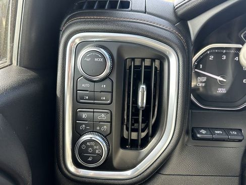 Used 2021 GMC Sierra 1500 AT4 w/ AT4 Value Package image 17
