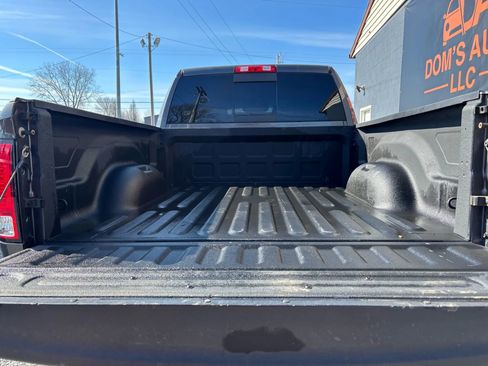 Used 2016 RAM 2500 SLT w/ Luxury Group image 5