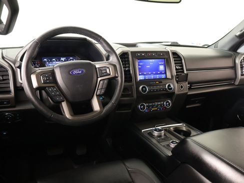 Used 2020 Ford Expedition XLT w/ Equipment Group 202A AWD/4WD image 2