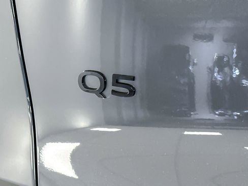 Certified 2025 Audi Q5 Premium Plus w/ Premium Plus image 27