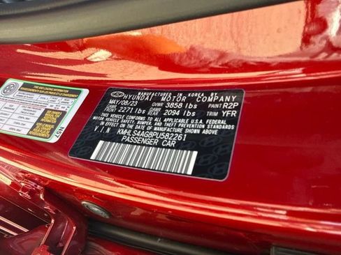 Used 2023 Hyundai Elantra SEL w/ Convenience Package FWD image 28