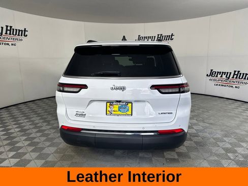Used 2023 Jeep Grand Cherokee L Limited AWD/4WD image 6