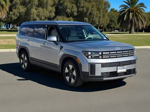 New 2026 Hyundai Santa Fe SE image 4