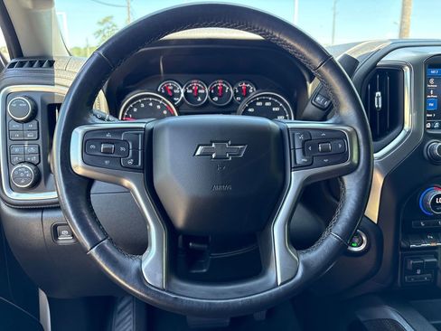 Used 2022 Chevrolet Silverado 1500 RST w/ Redline Edition AWD/4WD image 13