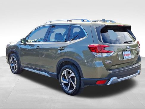 Used 2023 Subaru Forester Touring image 4