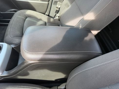 Used 2022 Chevrolet Colorado LT w/ Fleet Safety Package image 14