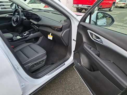 Used 2026 Buick Envision Avenir AWD/4WD image 43