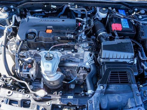 Certified 2024 Honda Civic LX image 9