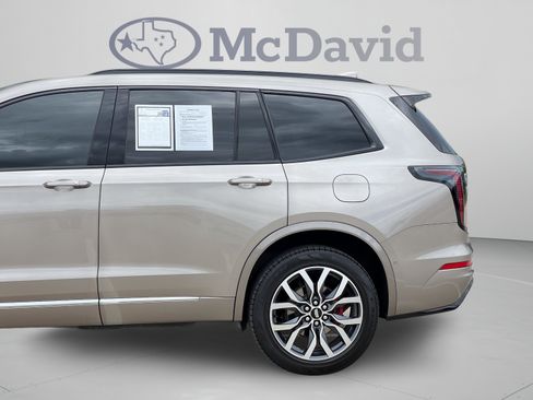 Used 2023 Cadillac XT6 Sport w/ Platinum Package AWD/4WD image 32