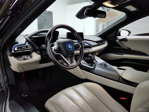 Used 2015 BMW i8 AWD/4WD image 13