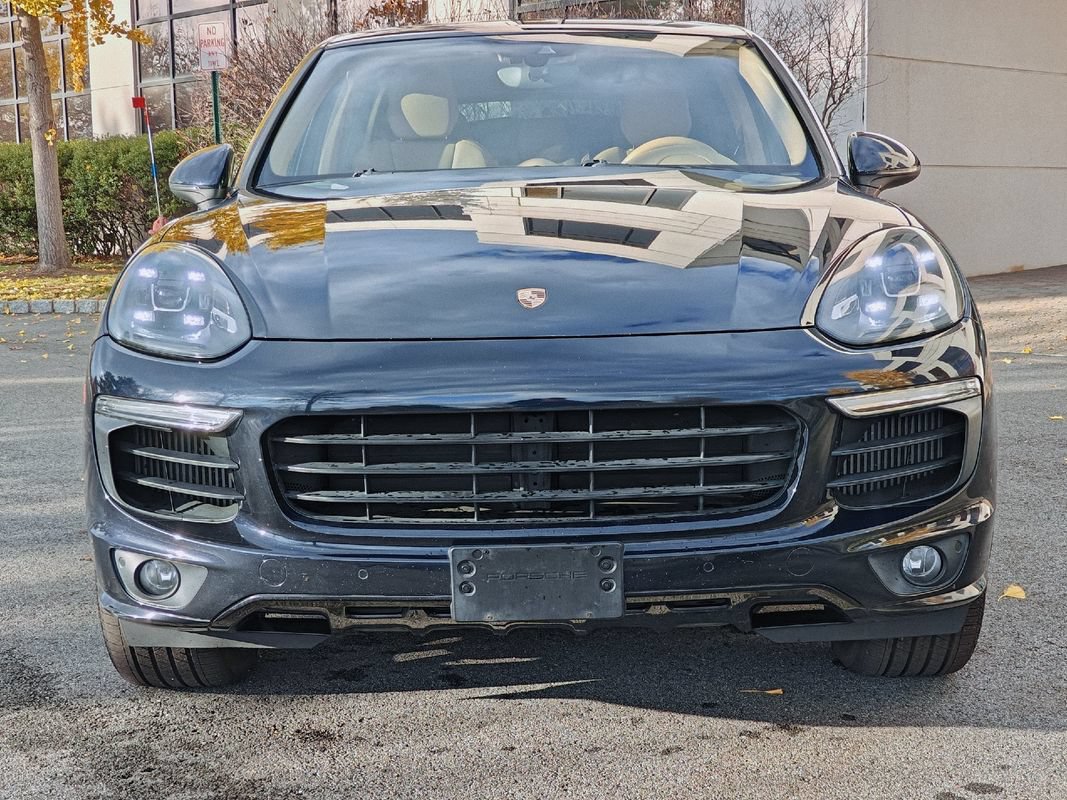 Used 2016 Porsche Cayenne S AWD/4WD image 9